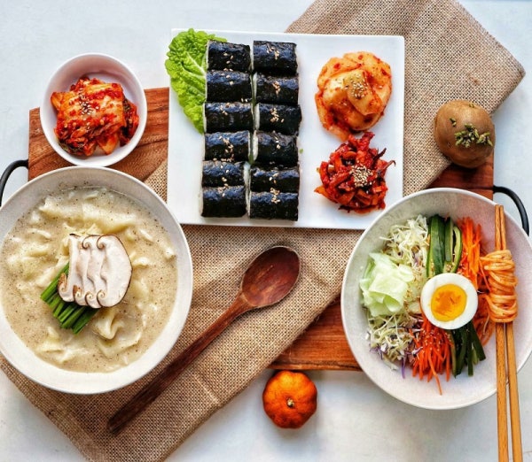 미식특집#10 들깨수제비 충무김밥 쫄면 줄서는 맛집